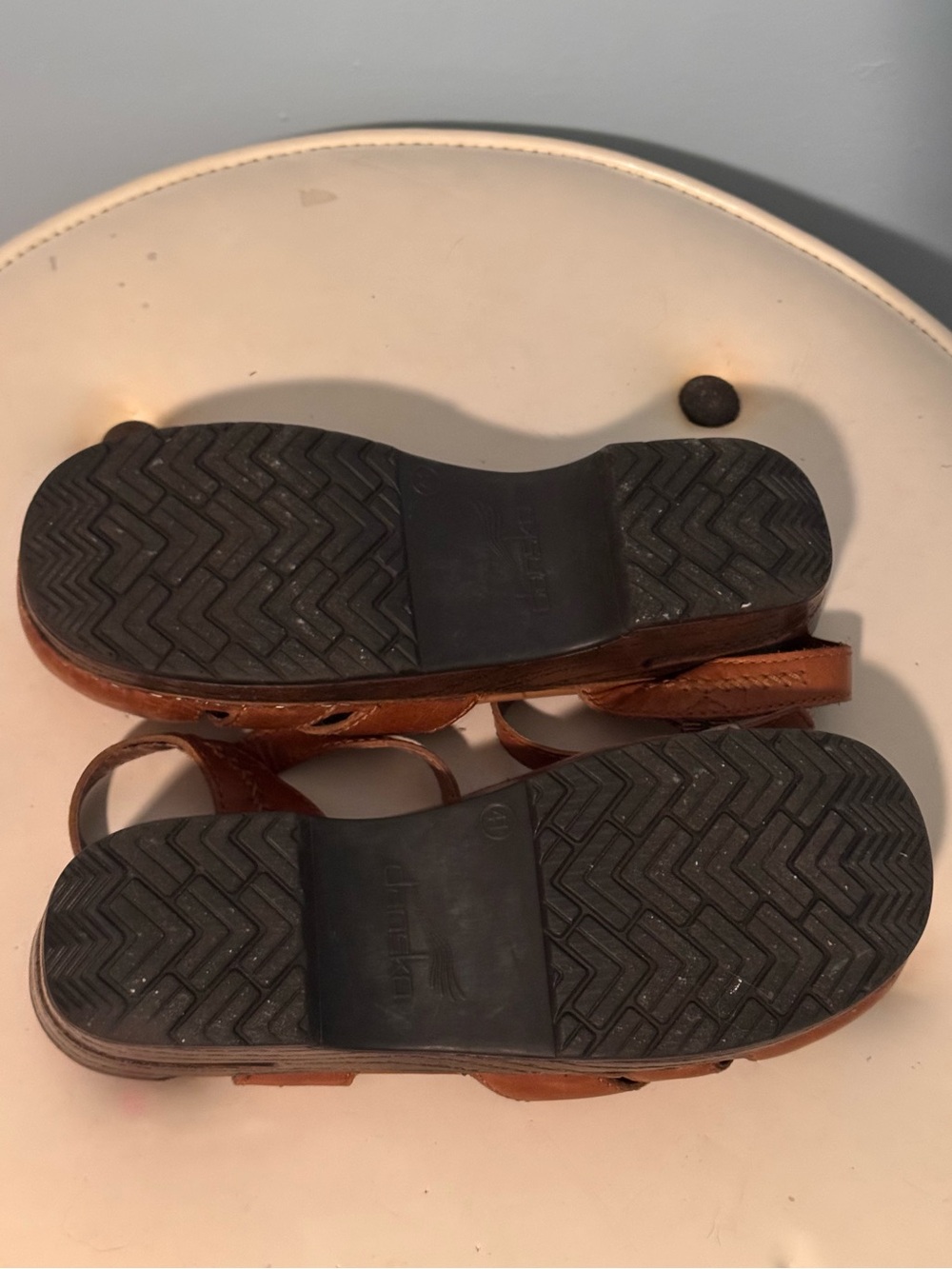 Dansko Women’s Mary Jane Clogs in Rich Walnut Brown Size 41 - Picture 4 of 4